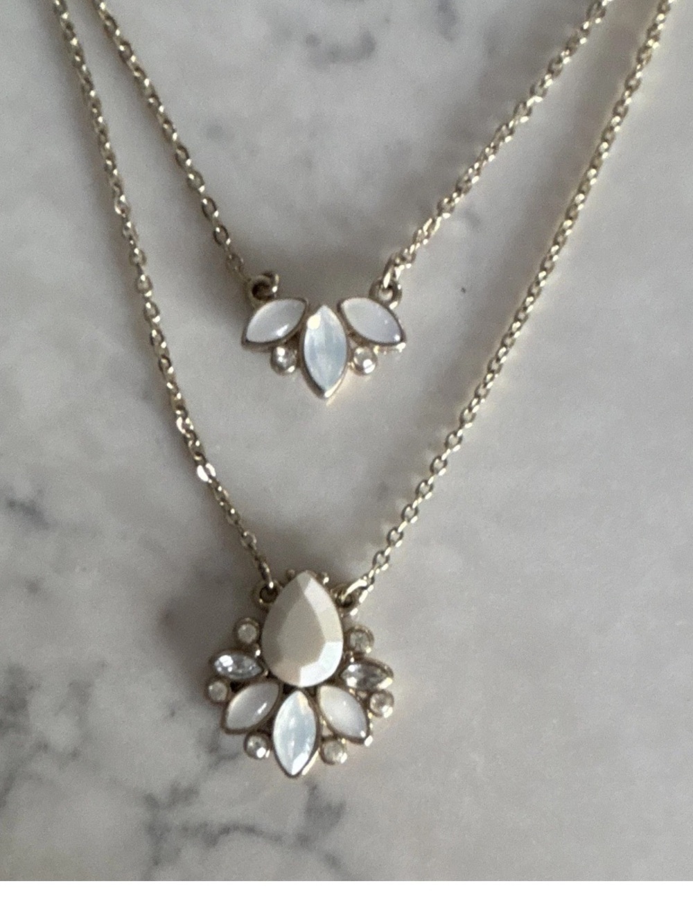 Delicate White Crystal Double-Layer Necklace - Women's Jewelry